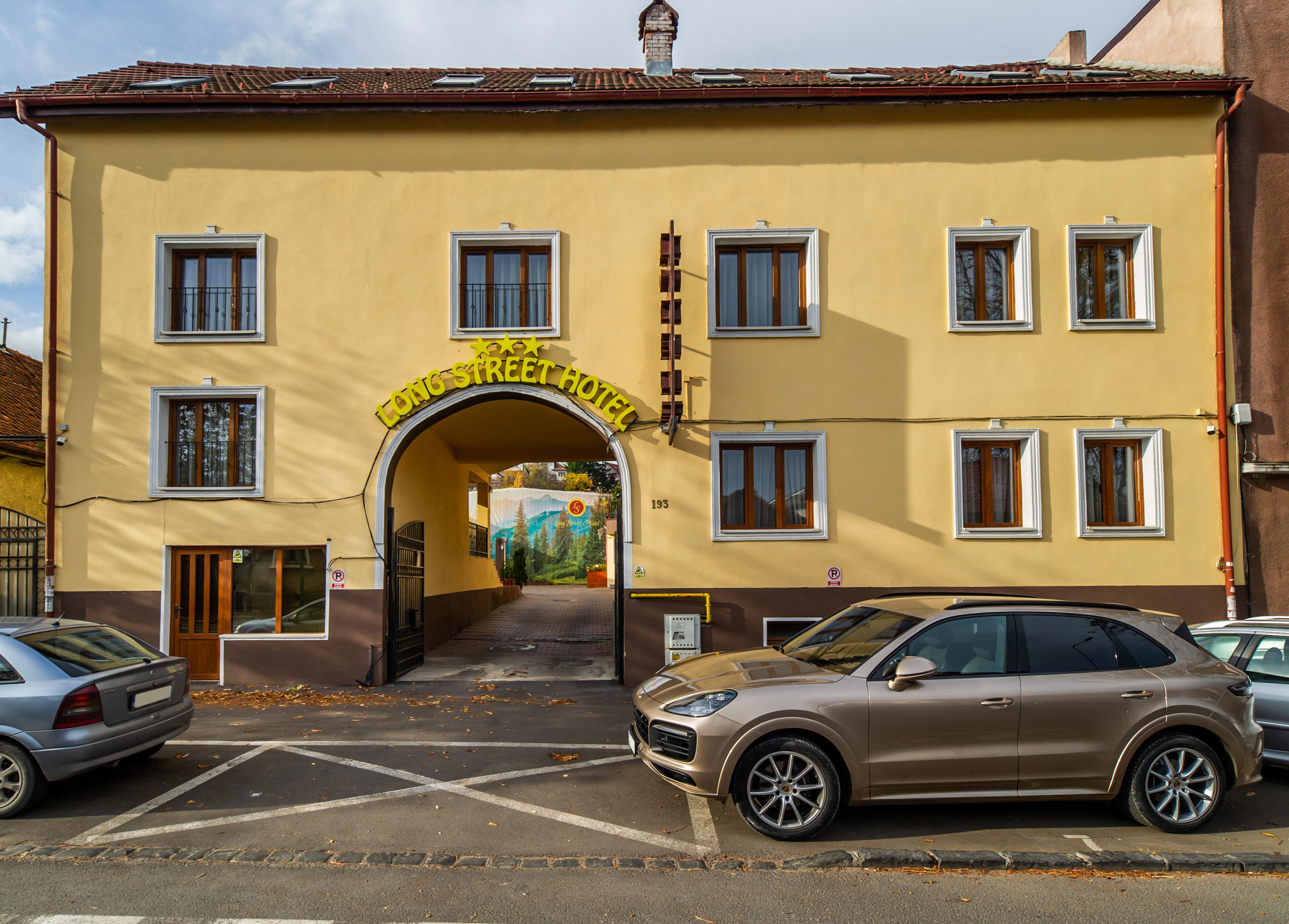 Long Street Hotel Braşov Eksteriør bilde